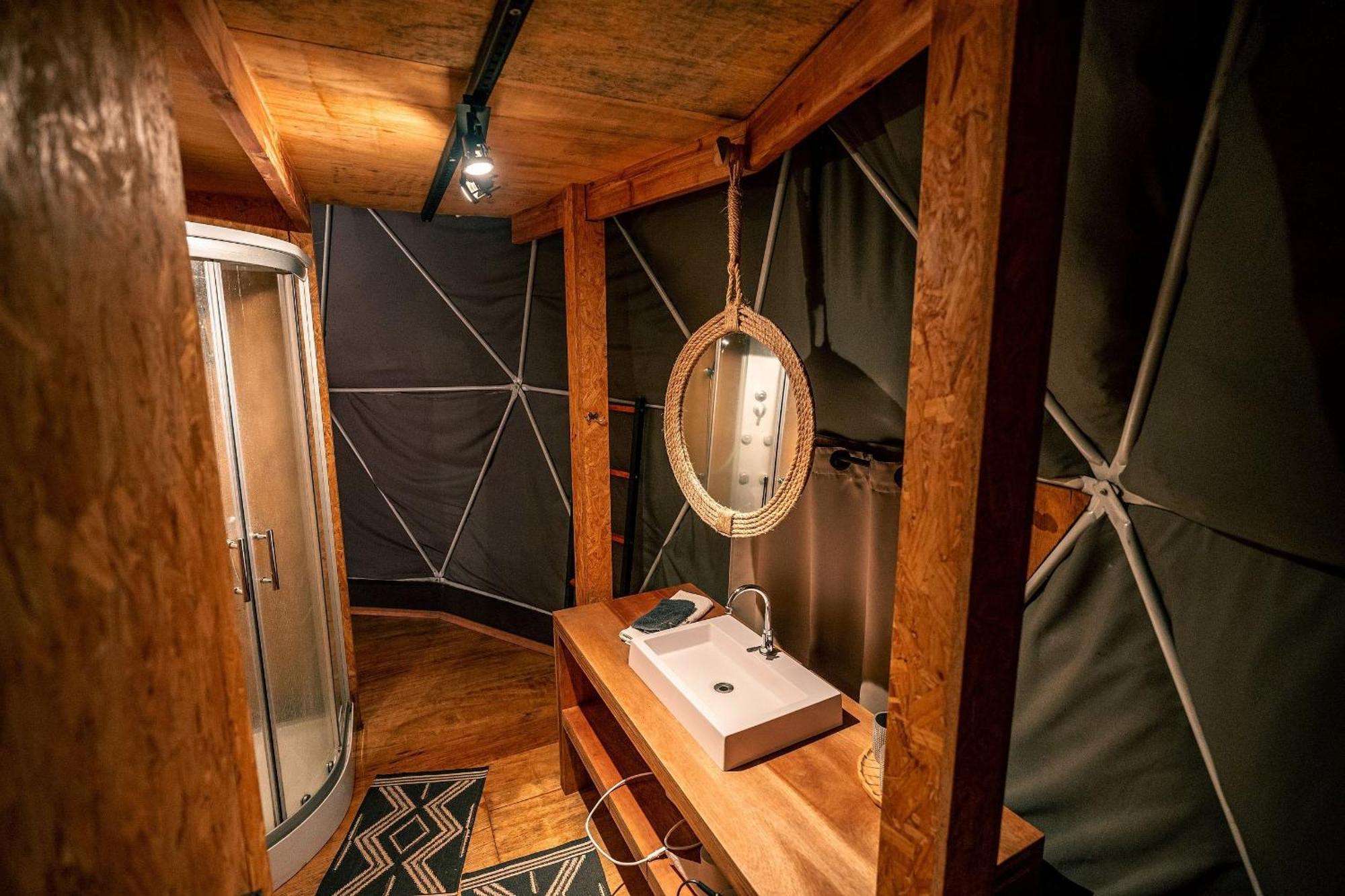 Esphera Glamping - - Rs